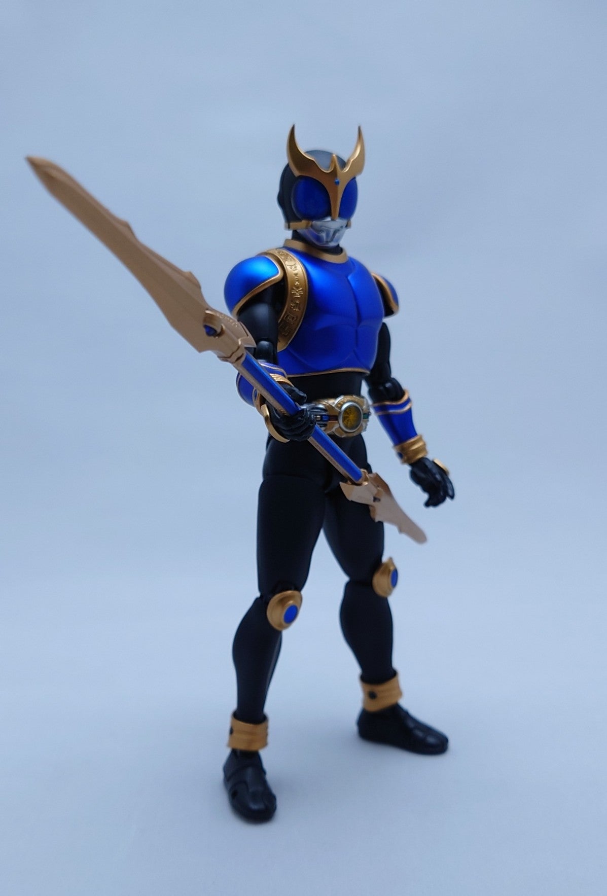 S.H.Figuarts（真骨彫製法） 仮面ライダークウガ ライジングドラゴン