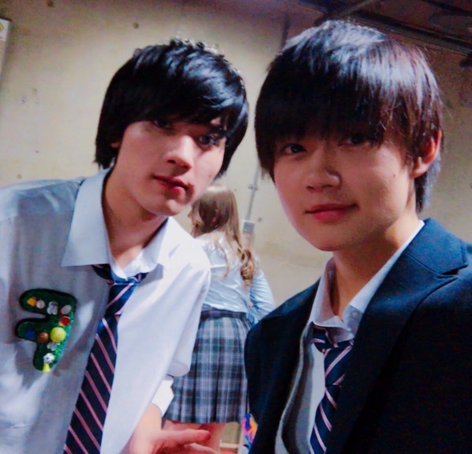 M!LK キャラアニ 佐野勇斗 板垣瑞生 サイン Amazon.co.jp: M!LK 佐野勇