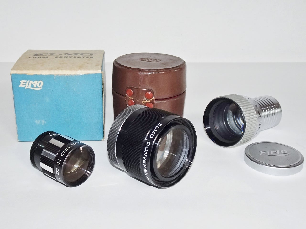 ELMO JAVAR 中判カメラ 75mmレンズ付き ELMO JAVAR 中判カメラ 75mm