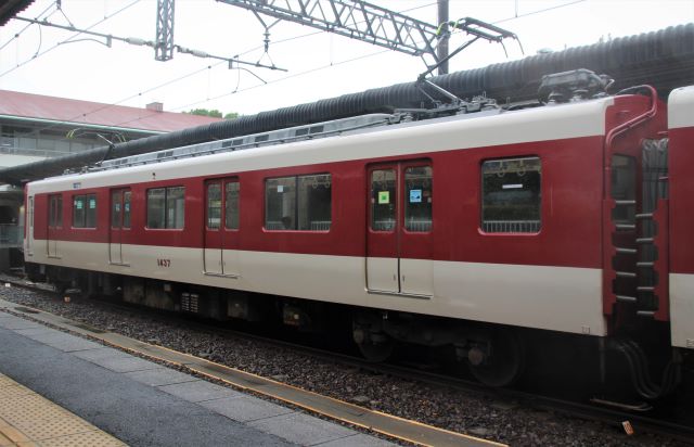 シングルアームパンタを搭載する近鉄1440系VW37 | Yoshi＠LC5820の