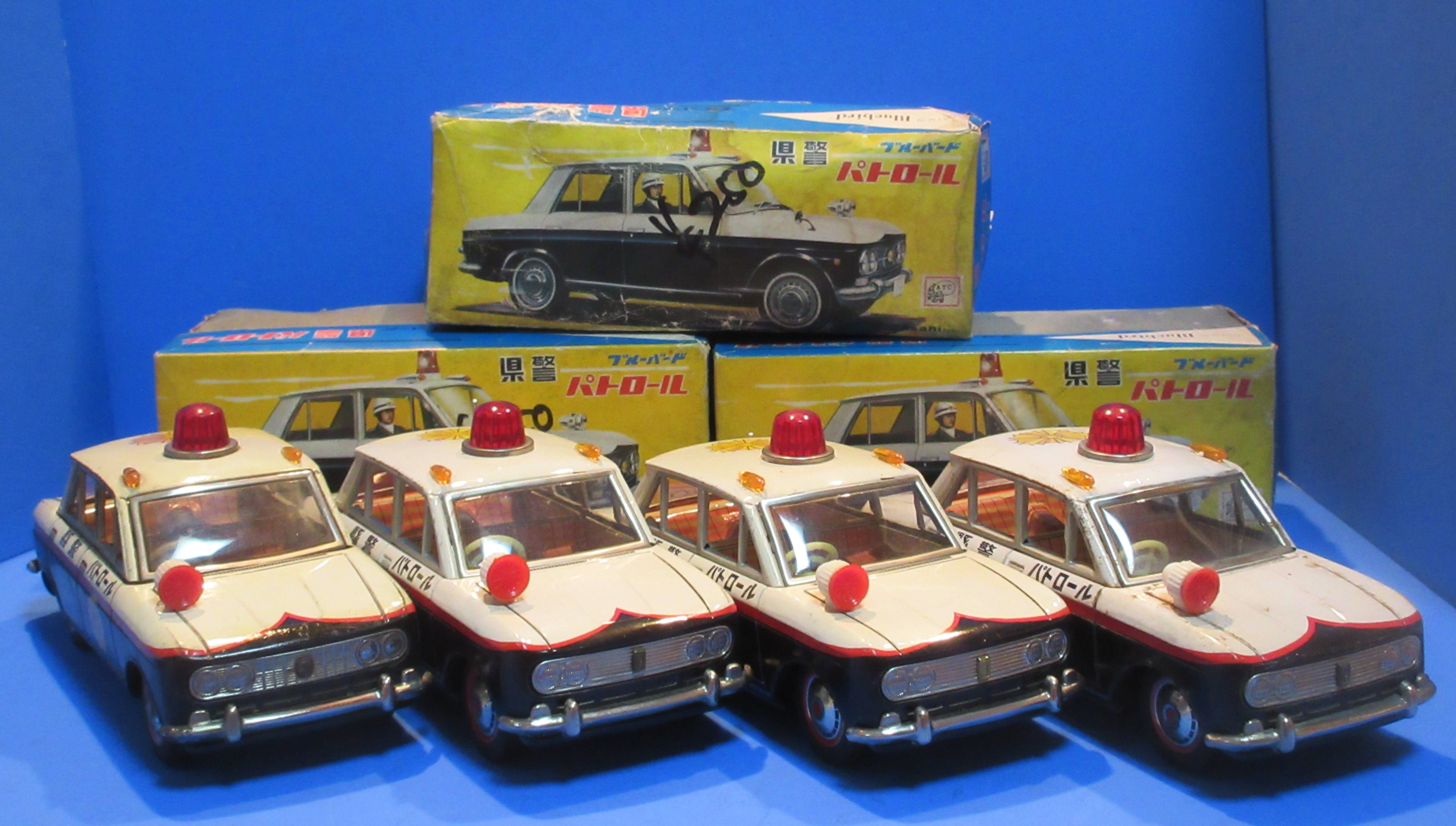 ☆1965年アサヒ玩具410ブルーバード縣警パトカー ～ブリキ自動車