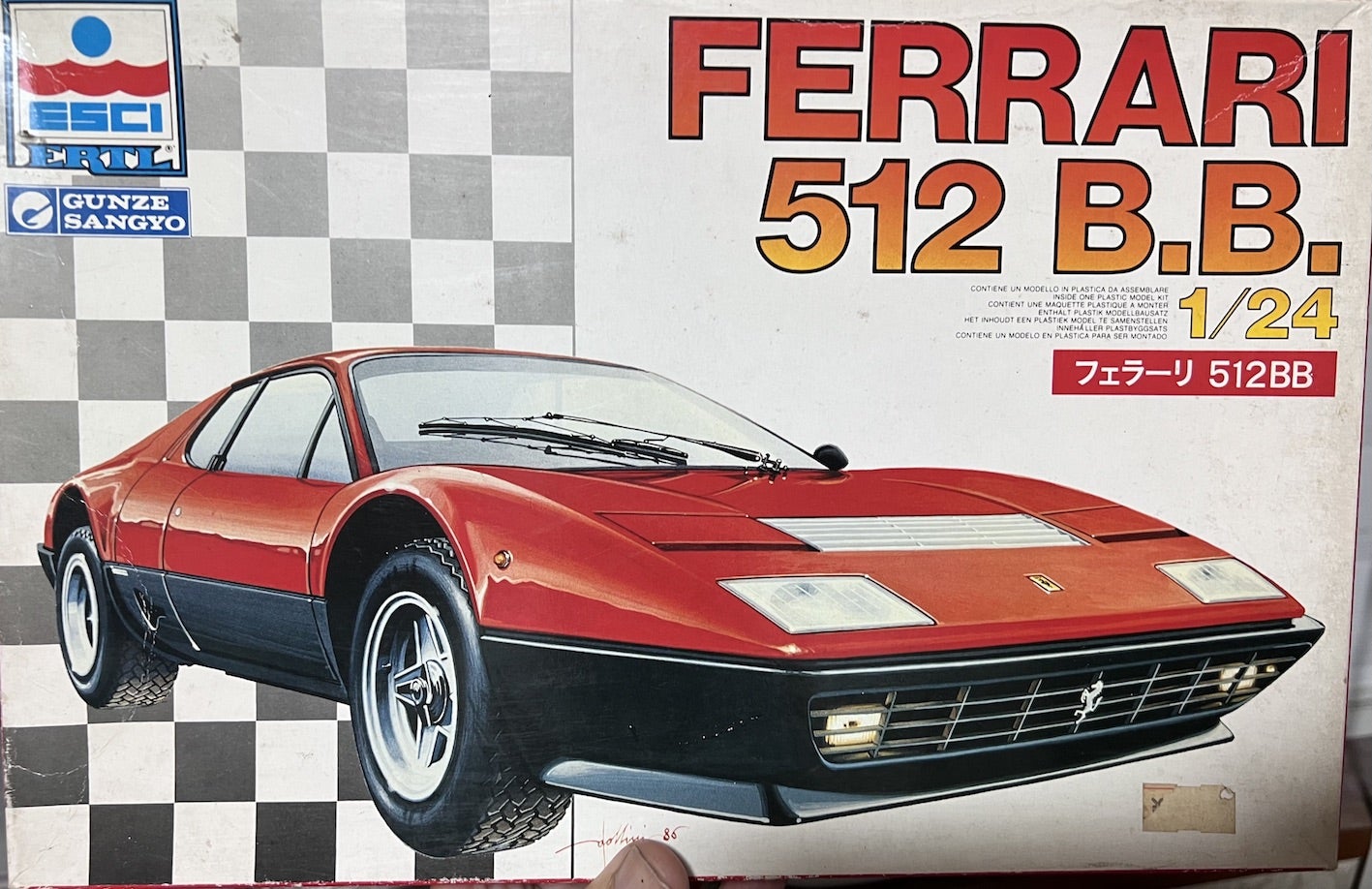 Ferrari 512BB 1/24 プラスチックモデルキット Ferrari 512BB 1/24