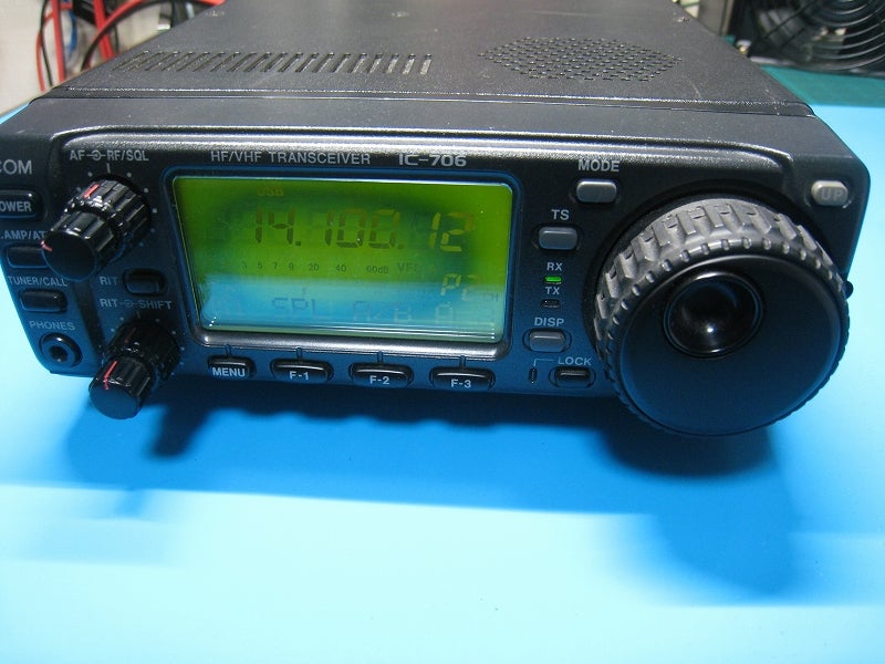 IC-706 表示不良 | Ham Radio 修理日記