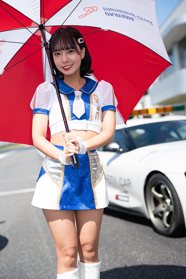 Lycee プライベートビーチで白ビキニ 北大路 可憐 北見六花さん直筆