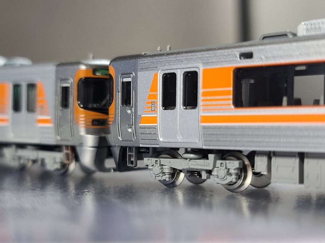 鉄道模型 313系 8000番台 セントラルライナー塗装 鉄道模型 313系 8000