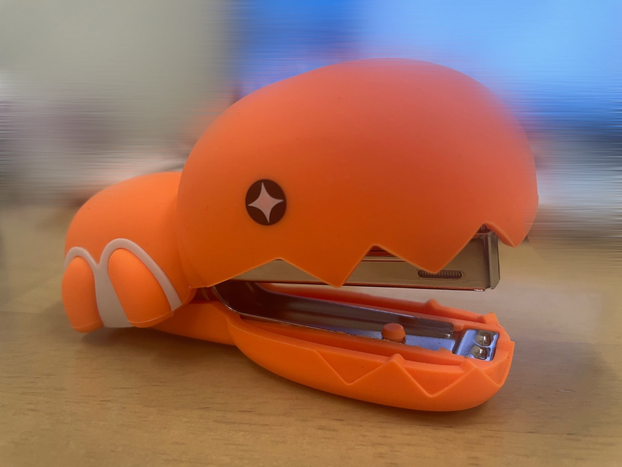 ポケモン ナックラー ホッチキス ステープラー ポケモン ナックラー