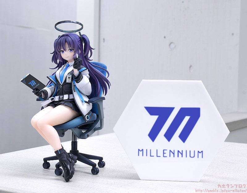 ブルアカ】スケールフィギュア「ユウカ 〜会計の日常〜」 | カホタン