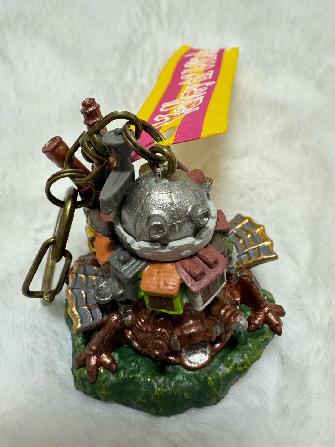 ジブリパーク 魔女の谷 13人の魔女団 メタル置物 ヒン ハウルの動く