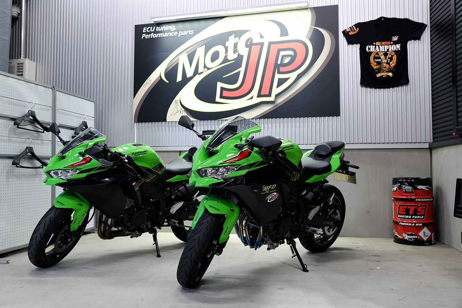 ☆ZX-4Rシリーズ アップデート開発☆ | MotoJPのブログ♪