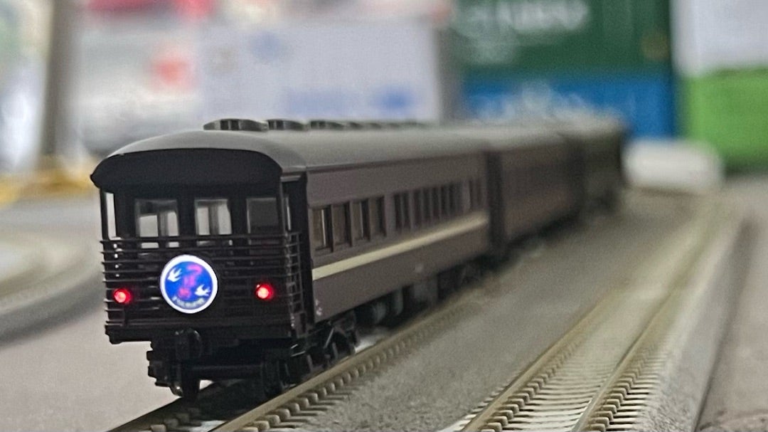 KATO 10-1893“JR西日本 マイテ49+旧形客車 4両セット”入線。〜その3