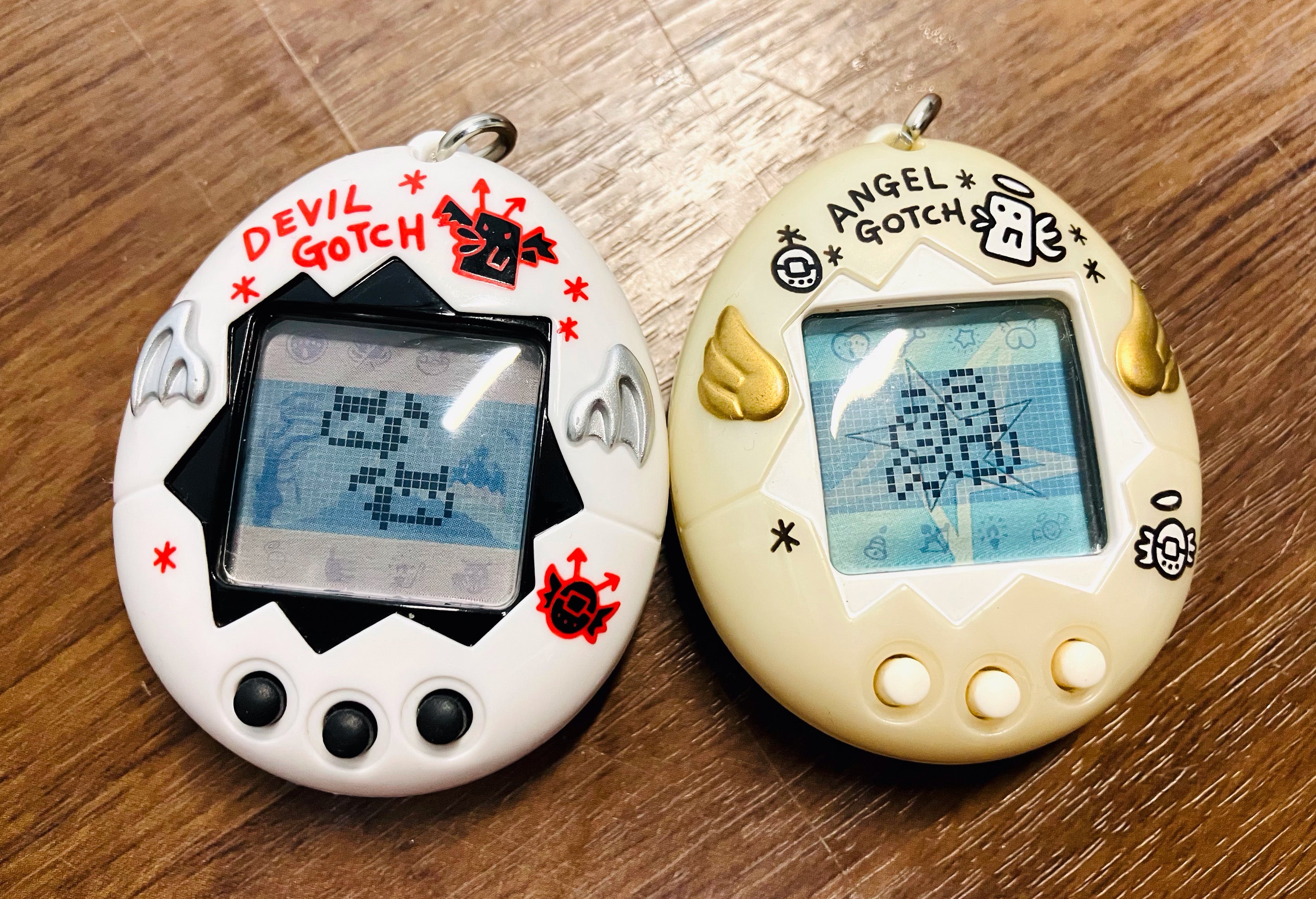 デビルっちのたまごっち 白本体 バンダイ 希少 レア 高品質 デビルっ