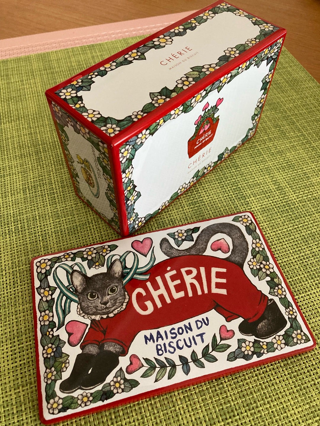 コラボ缶 ゲリラ販売攻略法❣️②シェリー ヒグチユウコ ビスキュイ缶