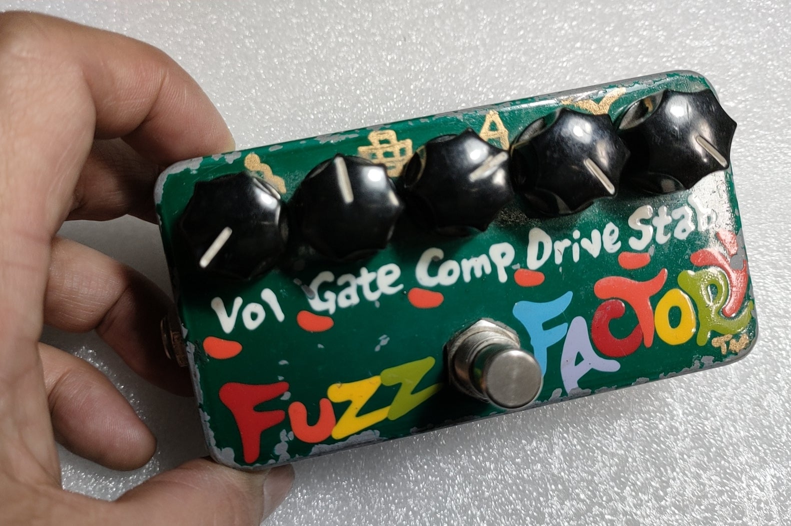 動画up】いまさらFuzz Factory ハンドペイント買いました(2000年製の