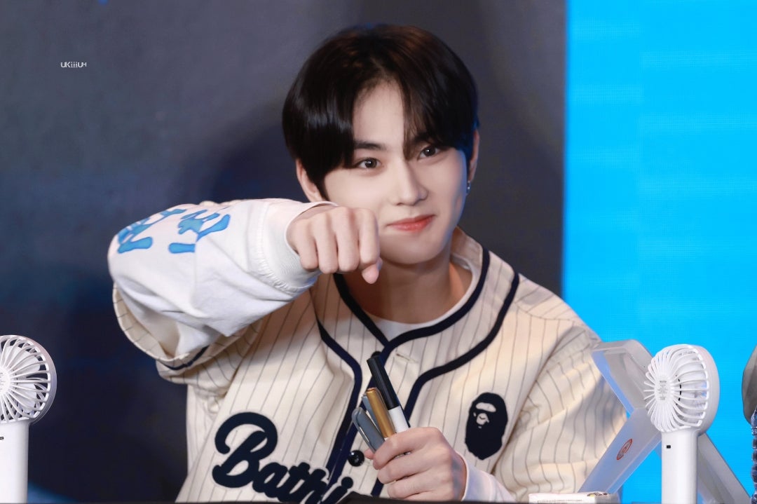 ENHYPEN ジョンウォン サインボール o0720108015616861507.jpg