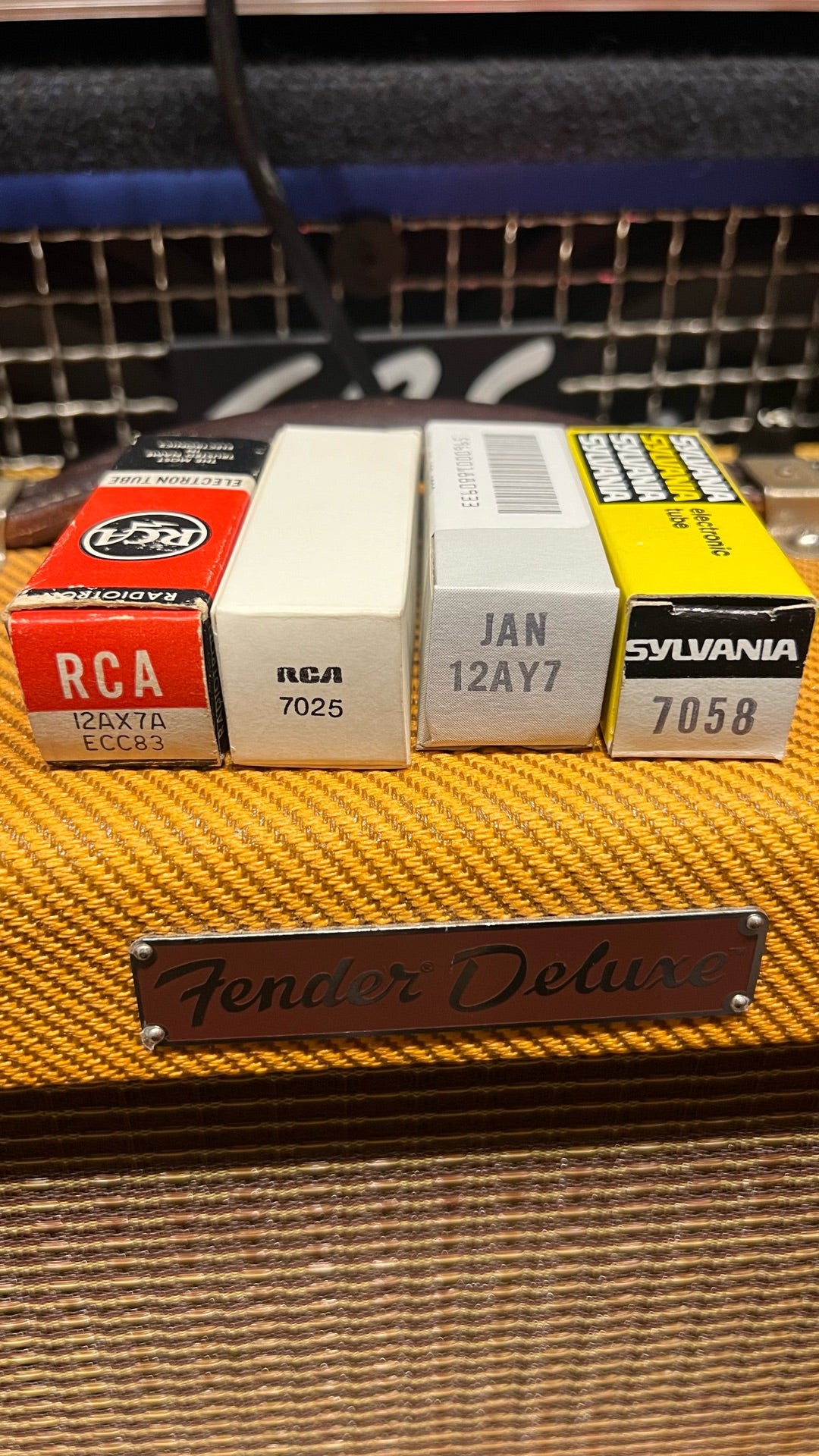 ヴィンテージプリ真空管チェック at 57Deluxe Head@Flea | 小さな
