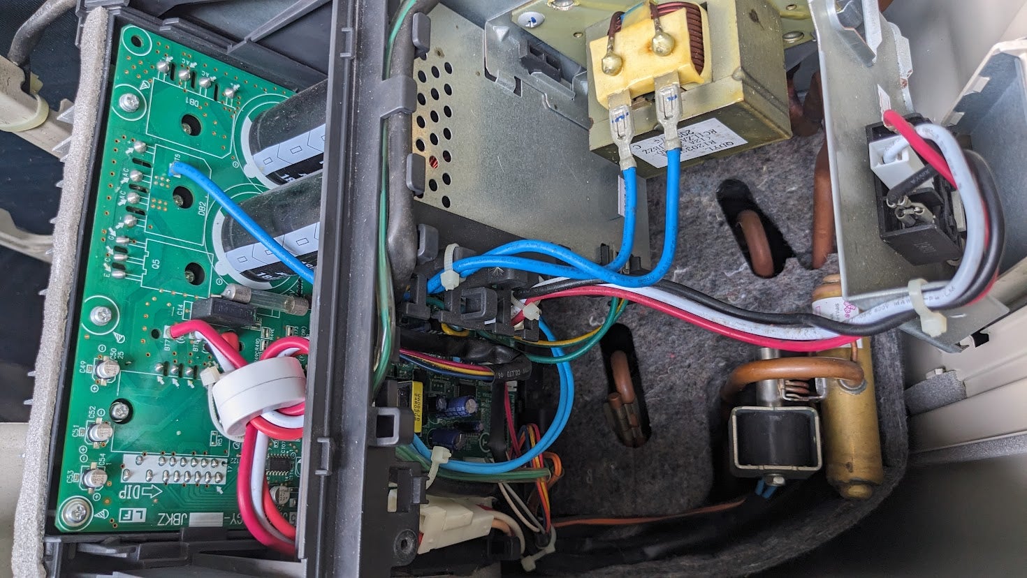 シャープエアコン室外機基盤不良修理 | AsukaⅡのブログ