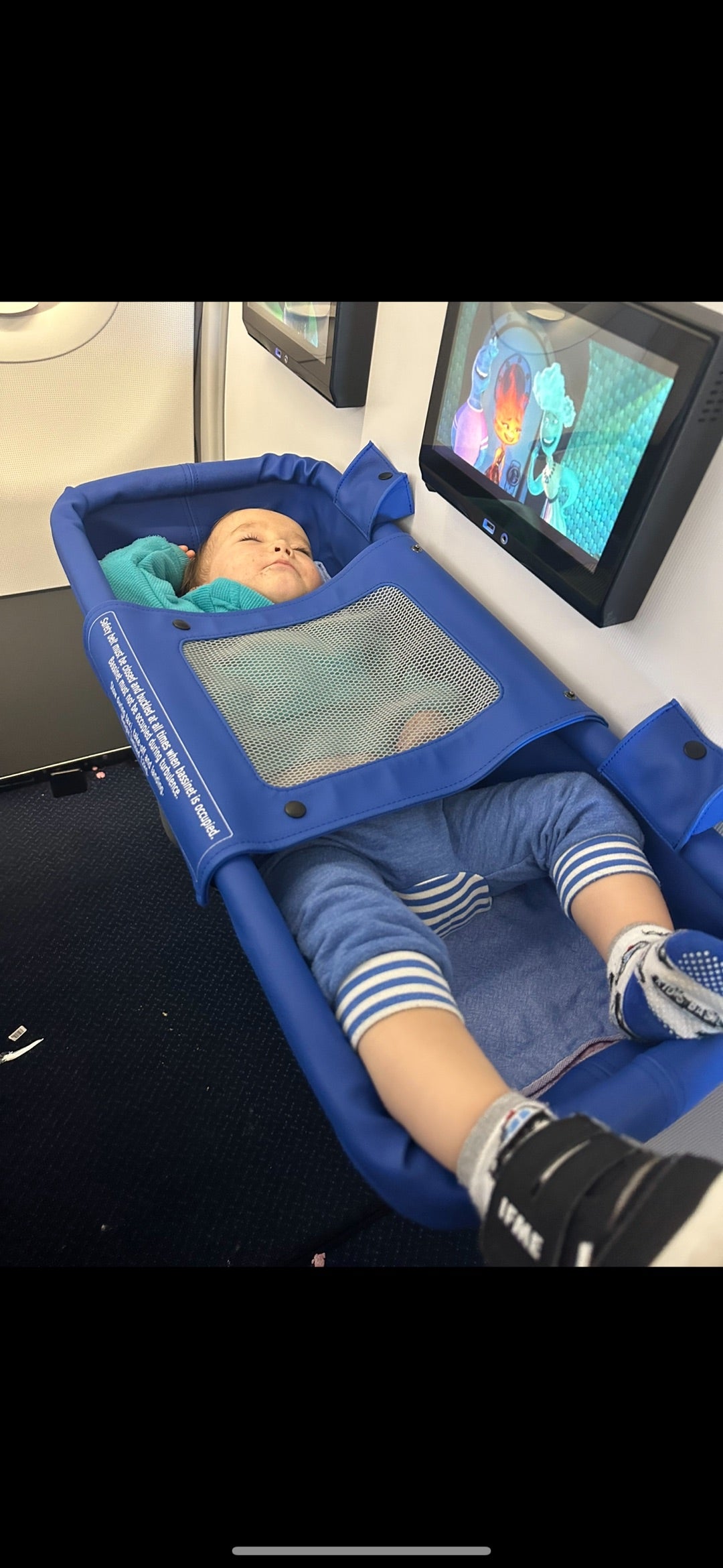 FLYTOT 飛行機用 エアクッション FLYToT フライトット フットレスト