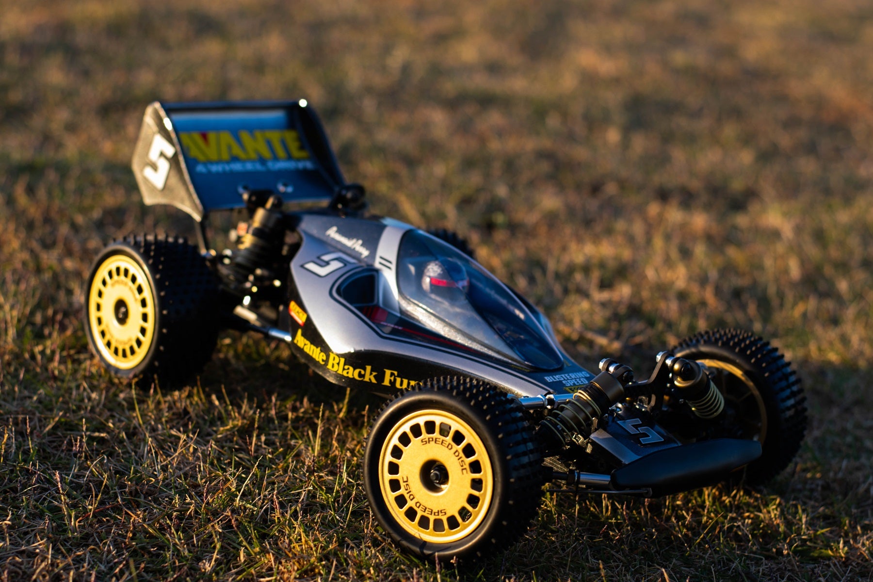 タミヤ 特別企画 1/10RC アバンテ 2011 ブラックスペシャル ラジコン