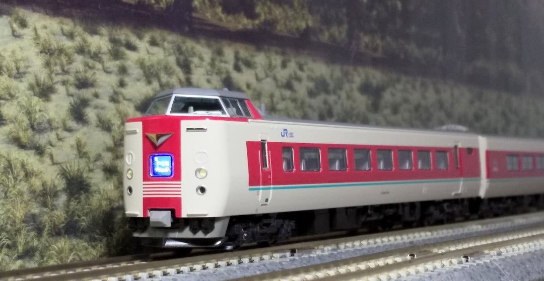 KATO 381系「ゆったりやくも」(ノーマル編成) 7両セット入線‼️(品番10