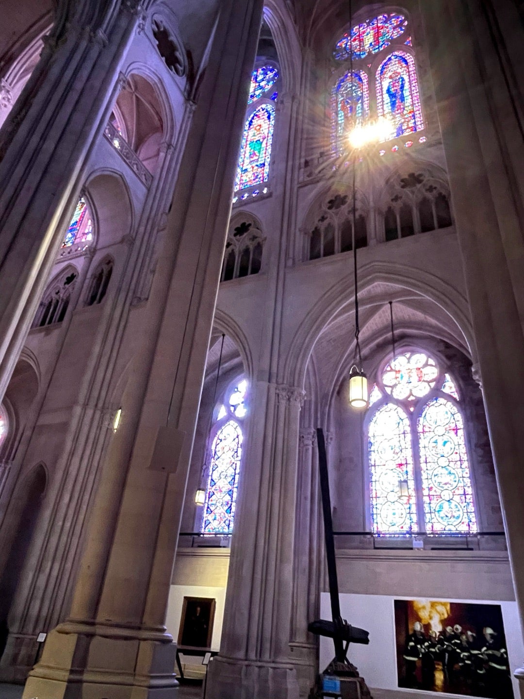 大判セント・ジョン・ザ・ディヴァイン大聖堂ステンドグラス バラ窓