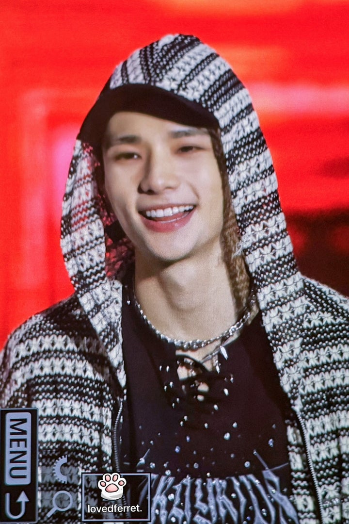 straykids ヒョンジン フーディー パーカー StrayKids スキズ