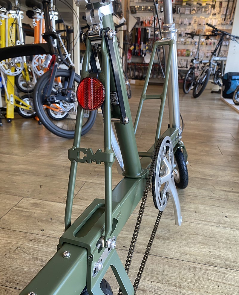 Carry Me(キャリーミー)／フォールディングバイク／マッドオリーブ