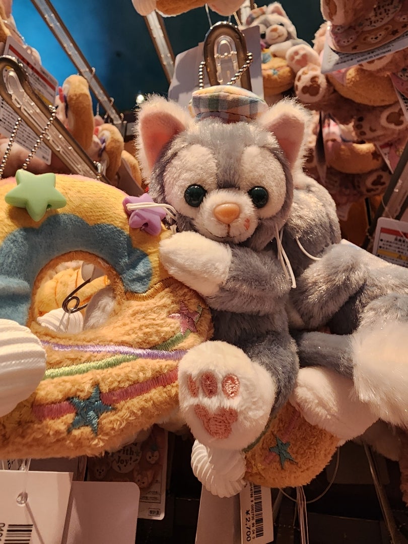 フィルド・ウィズ・ジョイ ぬいぐるみバッジ | 日暮しキンカ 折折