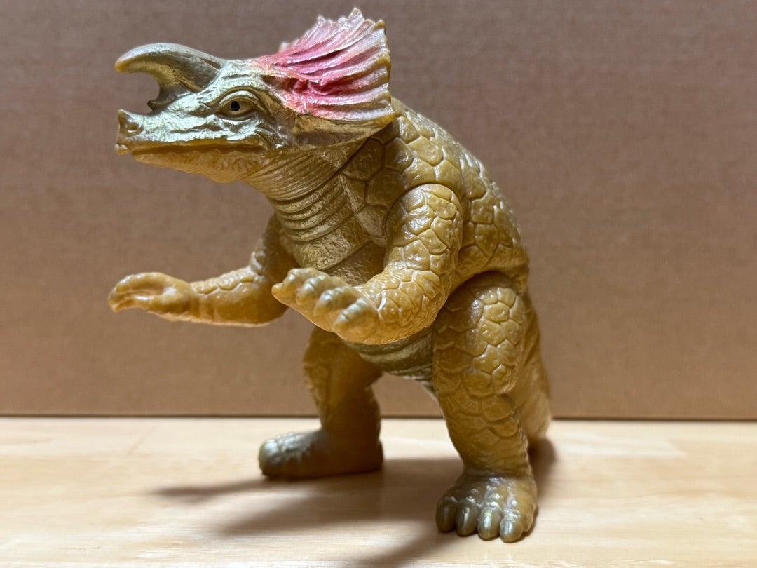 カプセル怪獣 アギラ | 怪獣玩具に魅せられて