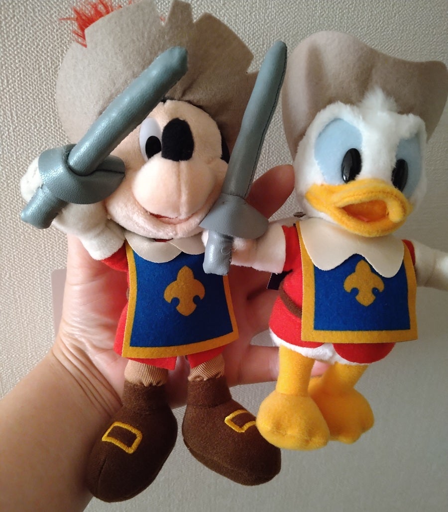 TDR「三銃士」グッズを爆買い | sakura saku