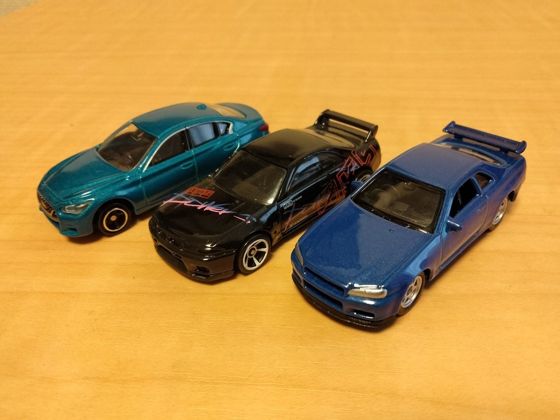 ツッコミどころ満載のGT-Rのミニカー(^^;) | でんと兄さんのブログ