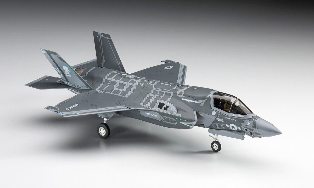 F-35B 1/48 垂直着陸状態 F-35B 1/48 垂直着陸状態 短距離