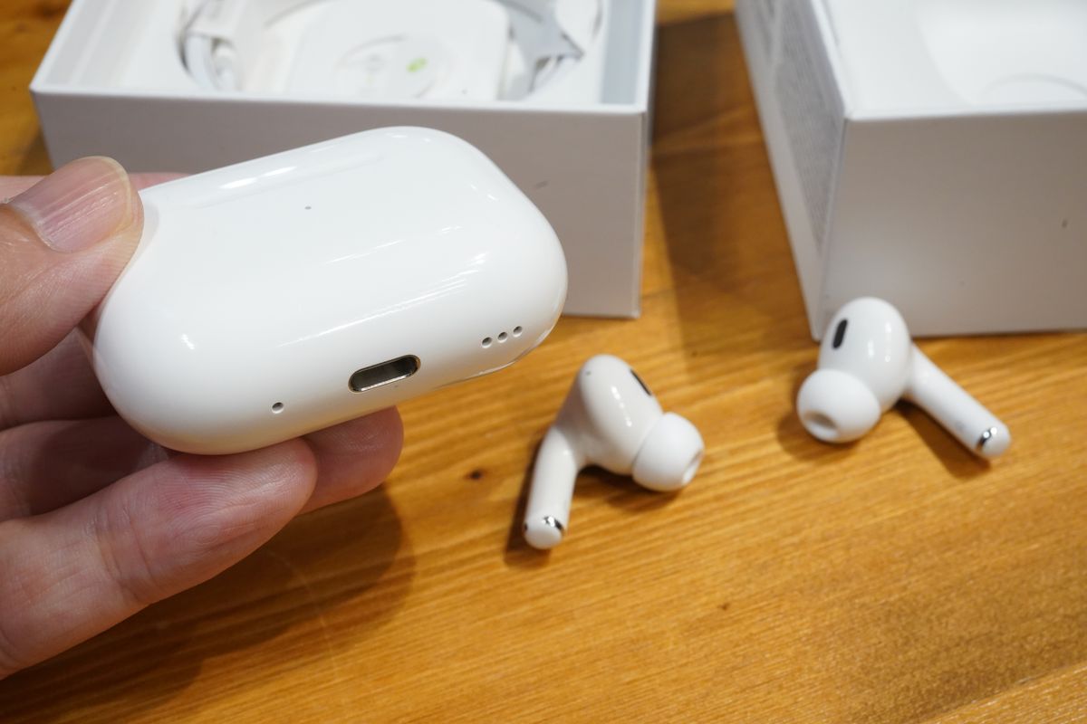 美品】AirPods Pro 第二世代 USB–C 美品 AirPods Pro 第2世代