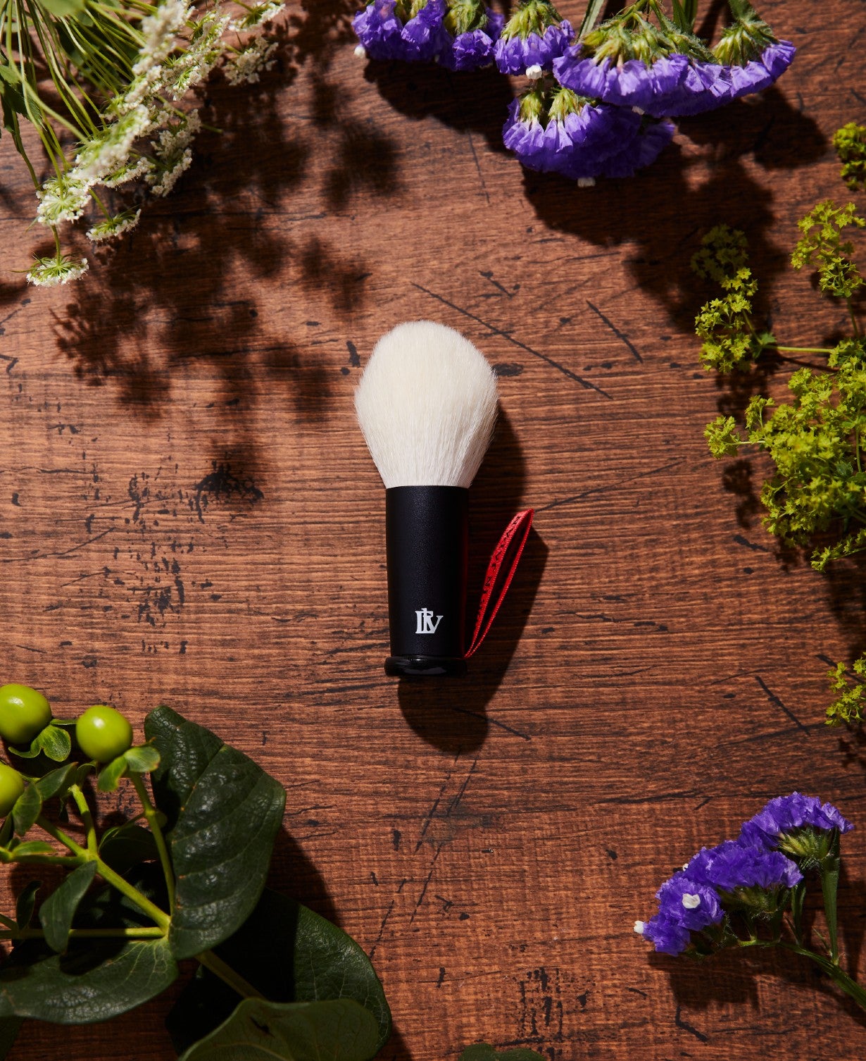 190年続く匠の技がつくる、毛穴汚れをスルンと落とす『熊野筆 洗顔