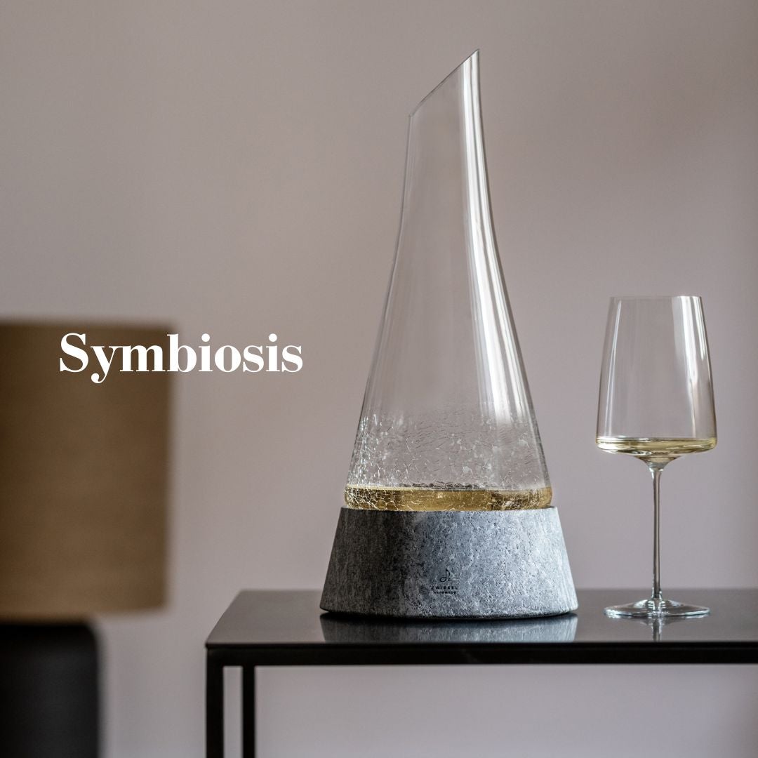 限定30個】28億年前の天然石が、最後の一滴までワインを冷やす極上の