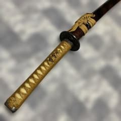 割安模造刀 金茶柄 雲龍楕円鍔 黒粒暈し梨地鞘 - メルカリ