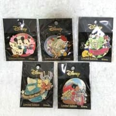 Disney HappyNewYear 2005 限定ピンバッジ LTD900 - メルカリ