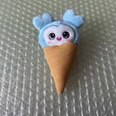 TWICE ナヨン ベイビーナブリー アイスぬいぐるみバッチ - メルカリ