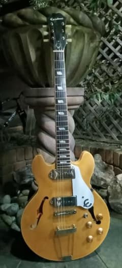 エピフォン カジノクーペ Epiphone ポット交換 ピックガード製作