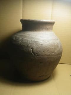 古備前壺うずくまる 22/12/29