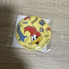 ウッディ・ウッドペッカー バッジ - メルカリ