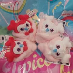 TWICE LOVELYS おくるみマスコット GIGO限定 4個セット - メルカリ