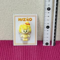 NiziU Nizoo マコ ラコ マスコット ミニチュア フィギュア 、 - メルカリ