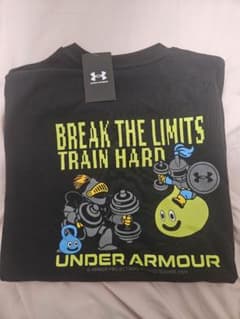 M*c様 UNDER ARMOUR アンダーアーマー ドラクエTシャツ ドラゴン