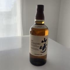 サントリーシングルモルトウイスキー山崎 1923年 700ml - メルカリ