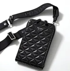 2026年最新】Prada スマホショルダー ノベルティの人気アイテム - メルカリ