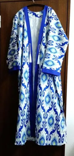 ☆W2802☆ウズベキスタン 絣 シルク 古い民族衣装 絹 アドラス ☆W2802