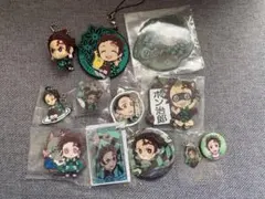 2026年最新】鬼滅の刃まとめ売りの人気アイテム - メルカリ