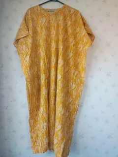 インドネシア ジャガードシルク手描きバティック レッド グリーン 2025