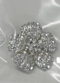 2026年最新】ブローチ フォクシーの人気アイテム - メルカリ