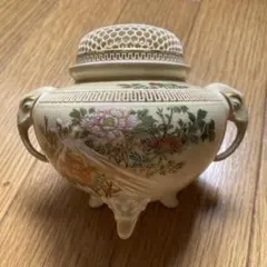 白薩摩焼花弁香炉明治期. 書1